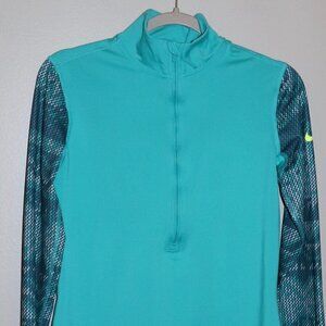 Nike Dri Fit 1/2 ZipLong Sleeve Top Size M